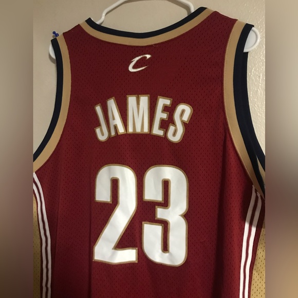 lebron james cleveland throwback jersey